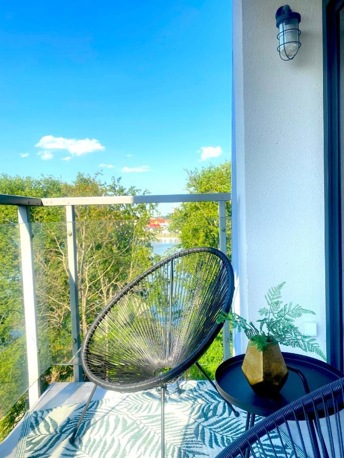Апартаменты Loft 22 Delux Валч Экстерьер фото